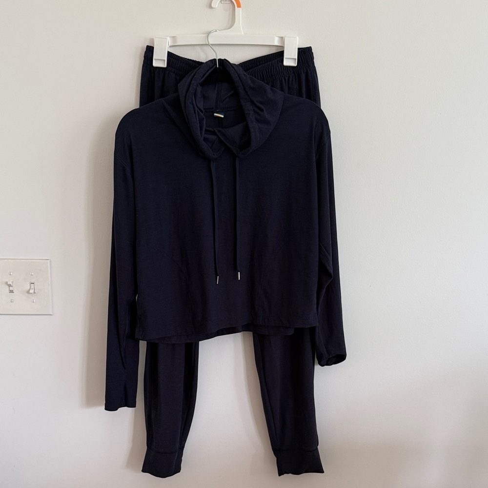 navy lounge set